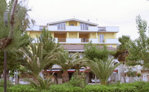 Hotel La Tartaruga Roseto Degli Abruzzi Exterior foto